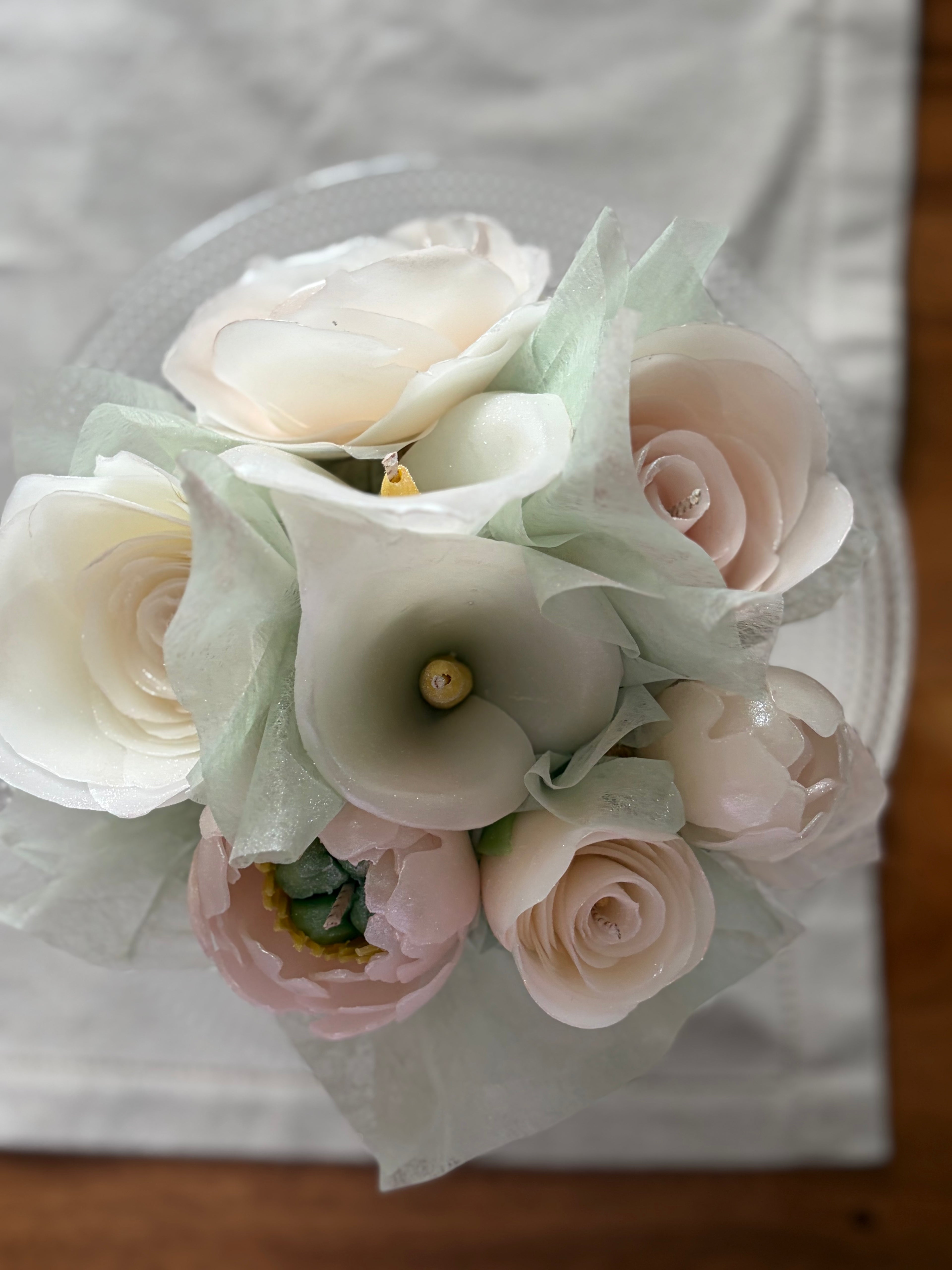 Bouquet de Bougies Artisanales Sculptées – Cadeau Unique